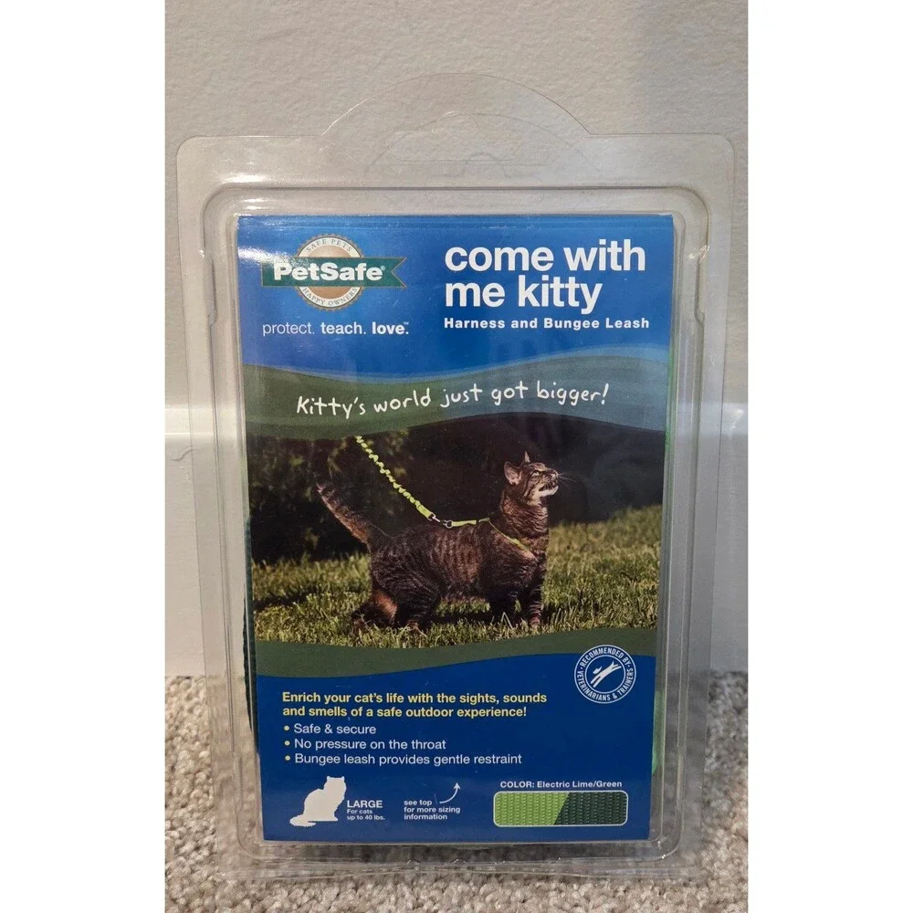 PetSafe Come with Me Kitty Harness and Bungee Leash Adjustable, Lightweight Harn